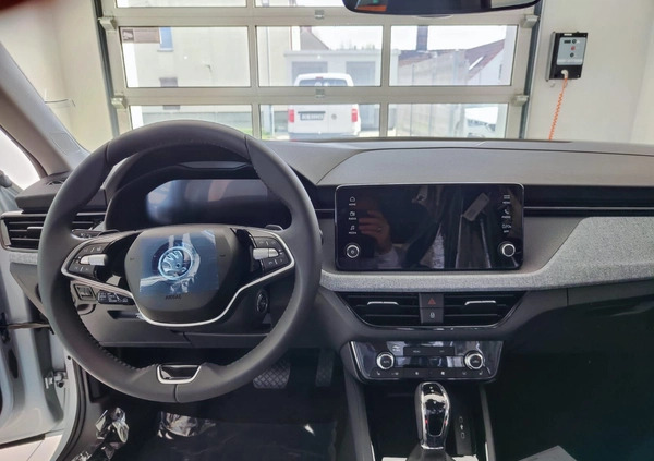 Skoda Kamiq cena 119950 przebieg: 10, rok produkcji 2024 z Żabno małe 29